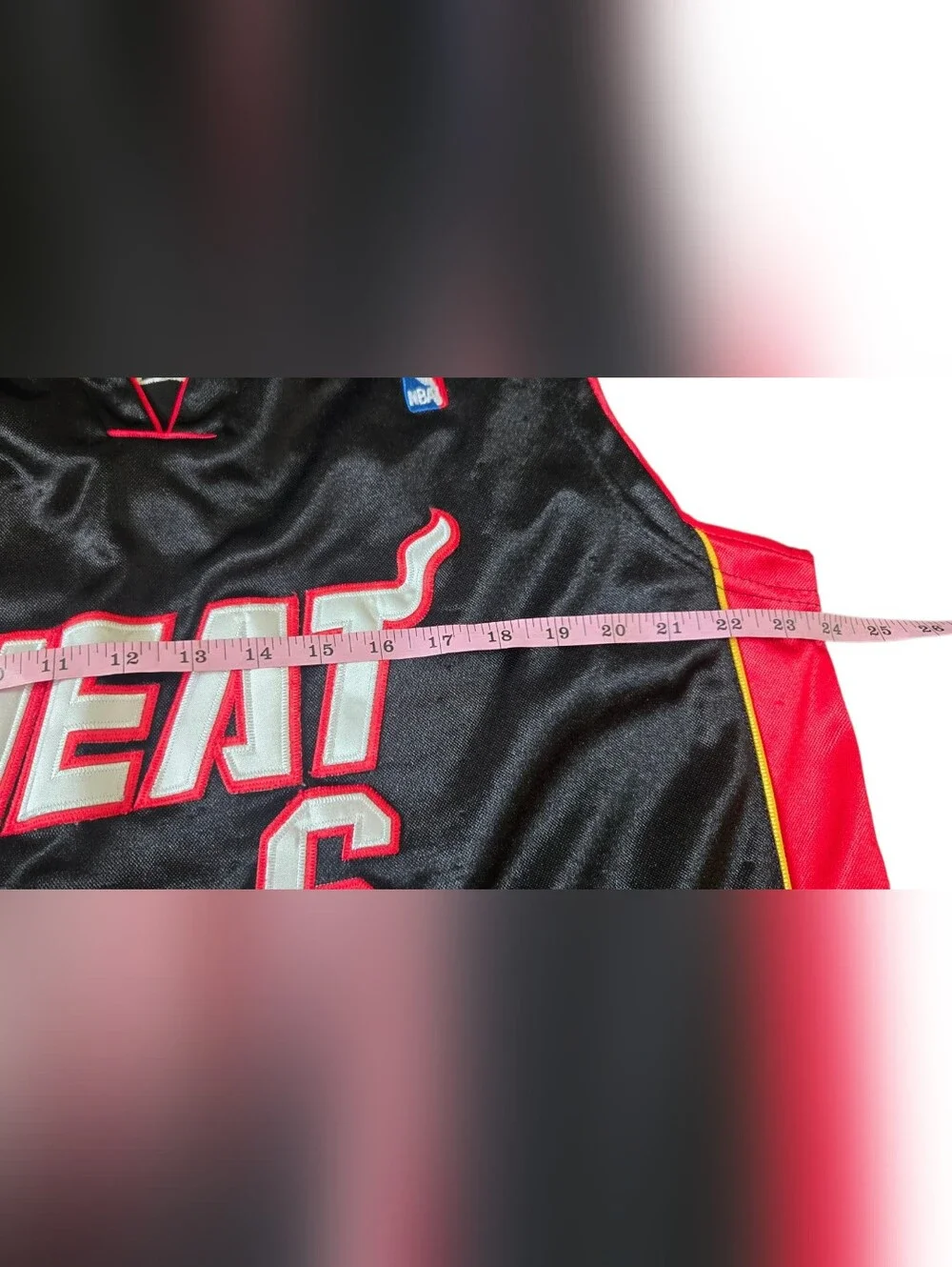 Vintage Adidas LeBron James Miami Heat Jersey Size XL Swingman Black Red NBA #41